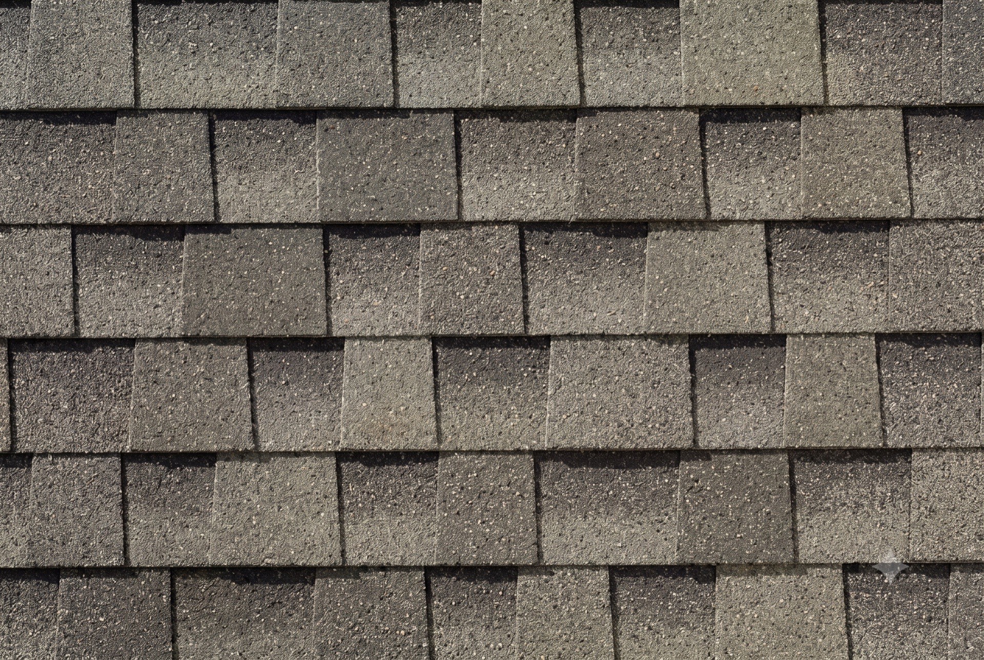 GAF Timberline HDZ shingles in Weathered Wood